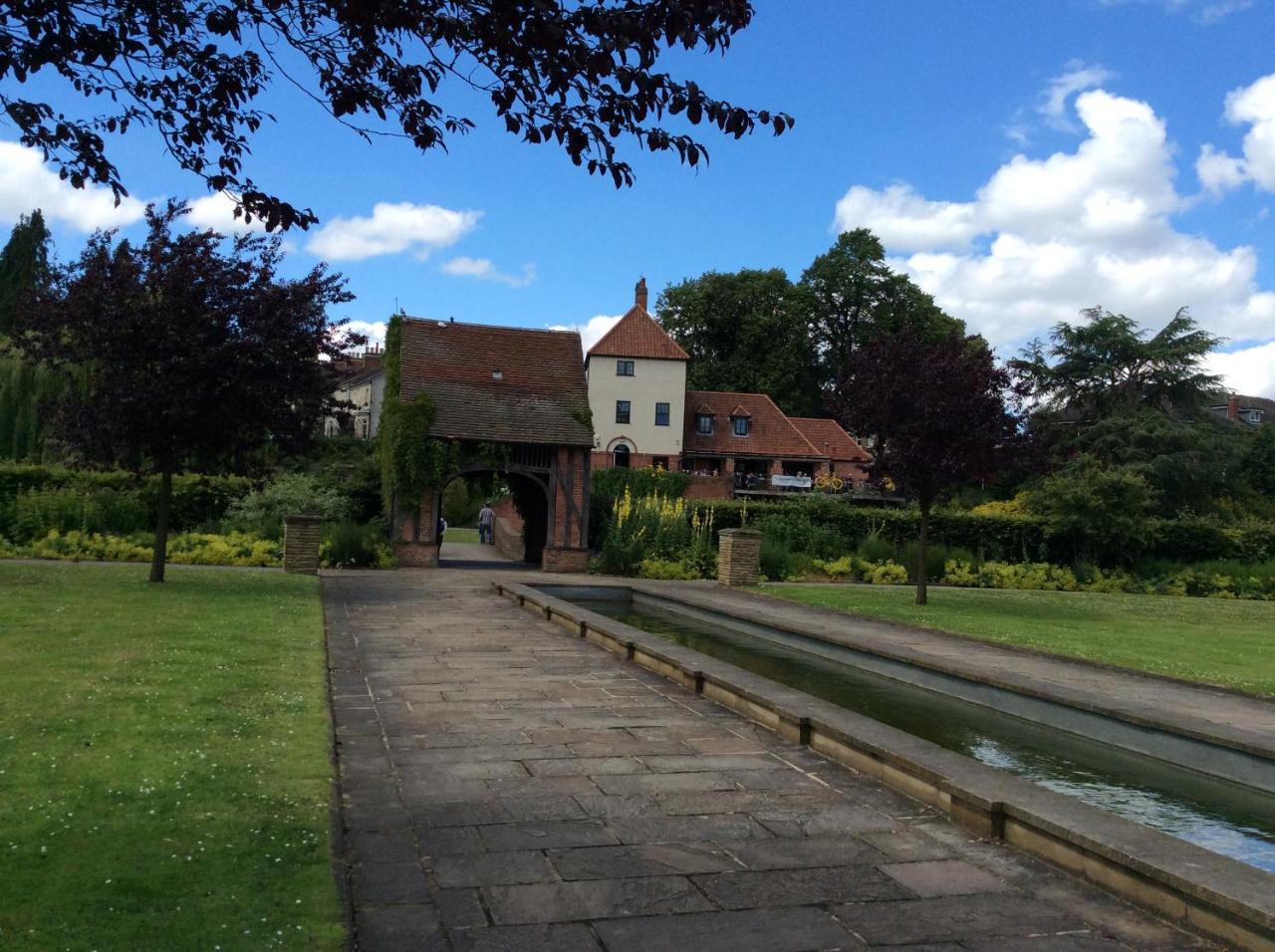 Southlands Guest House York Exterior photo